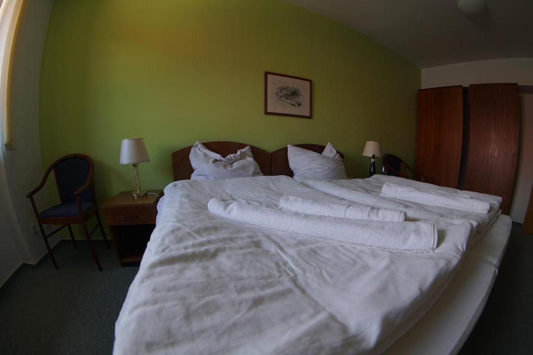 Hotel U Andela Michaela Javorná المظهر الخارجي الصورة